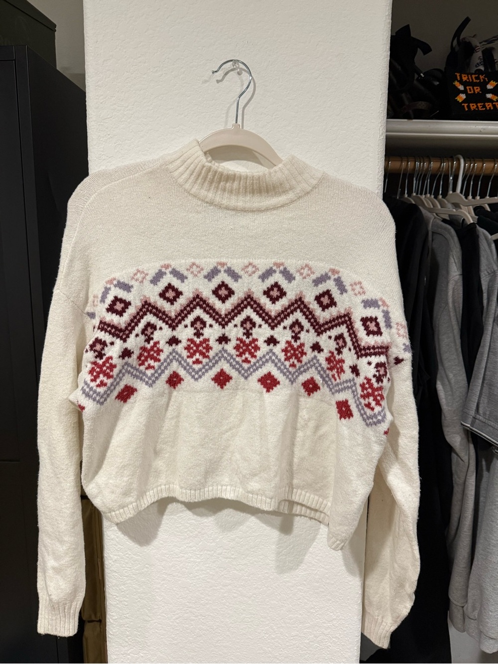 Hollister Cream Fair Isle Mock Neck Sweater with Red & Burgundy Pattern
